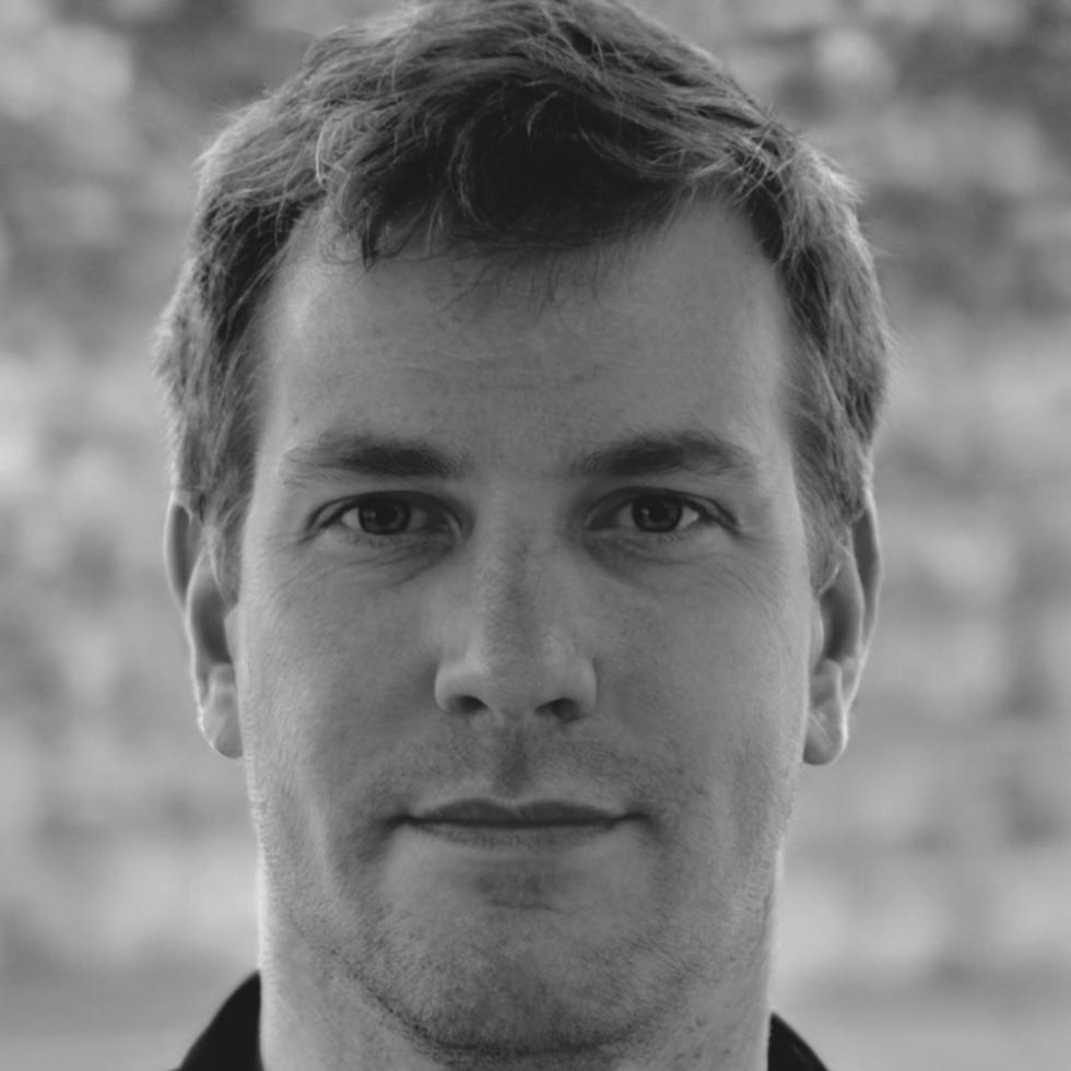 Instructor David López
